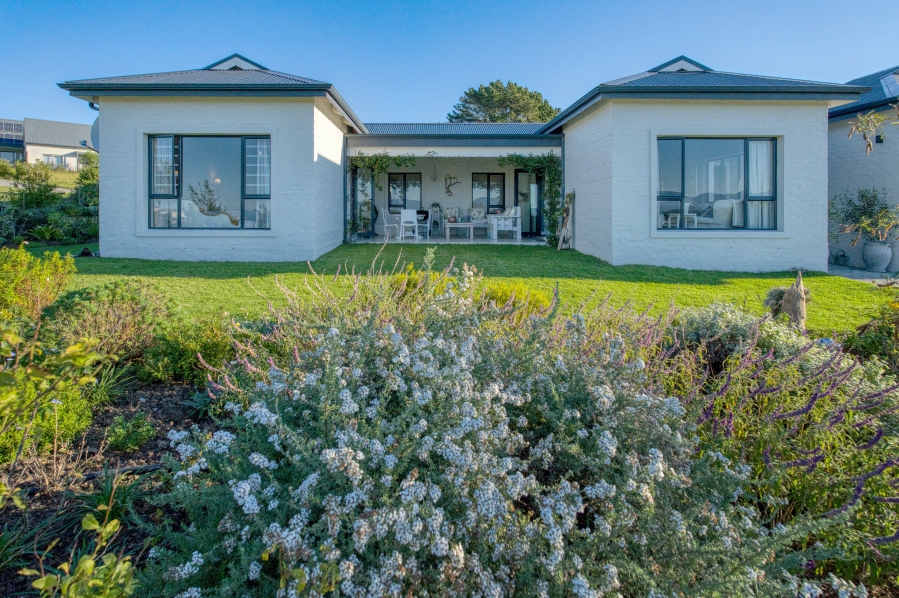 3 Bedroom Property for Sale in Baron View Western Cape
